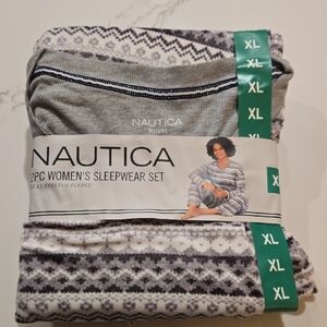 Nautica Women's Gray and White Sleepwear Set